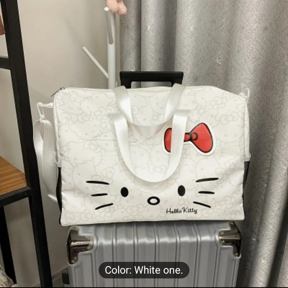 Sanrio Hello Kitty travel bag. Color: White with grey Hello Kitty designs throug - Picture 7 of 13